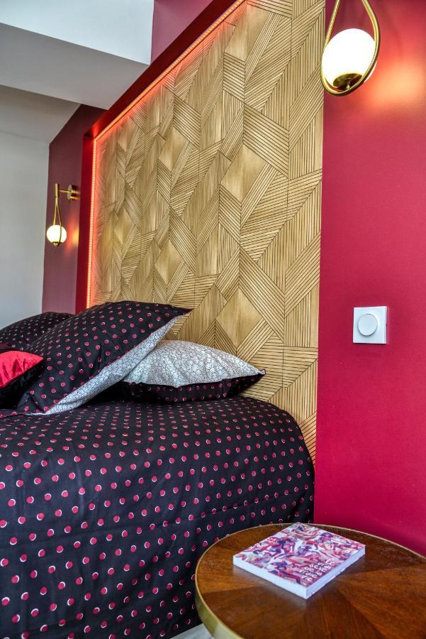 Apartment Les De Laure - O Lit Divin, Instant De Volupte, Balneo Sauna, Climatisation, Netflix, 160m De La Cite Medievale