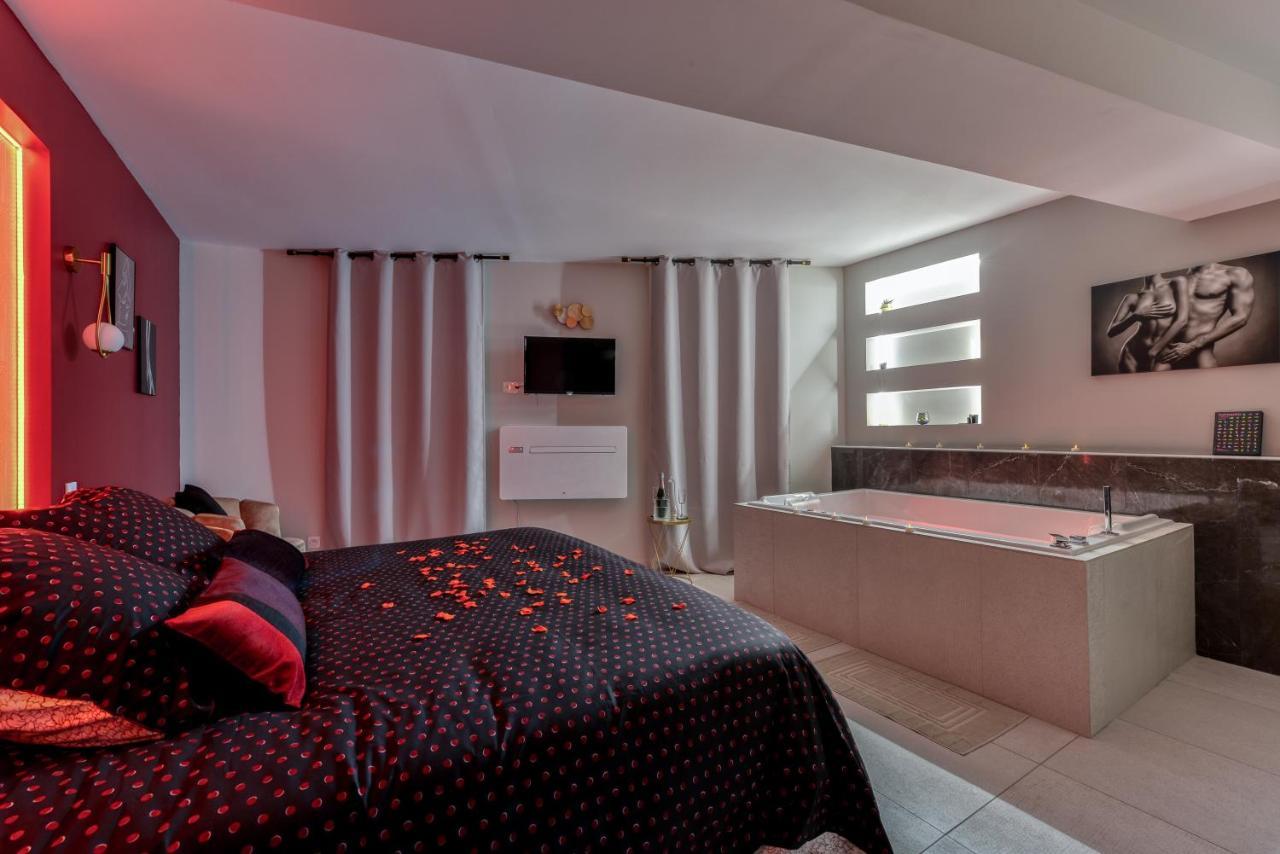 Les De Laure - O Lit Divin, Instant De Volupte, Balneo Sauna, Climatisation, Netflix, 160m De La Cite Medievale Apartment