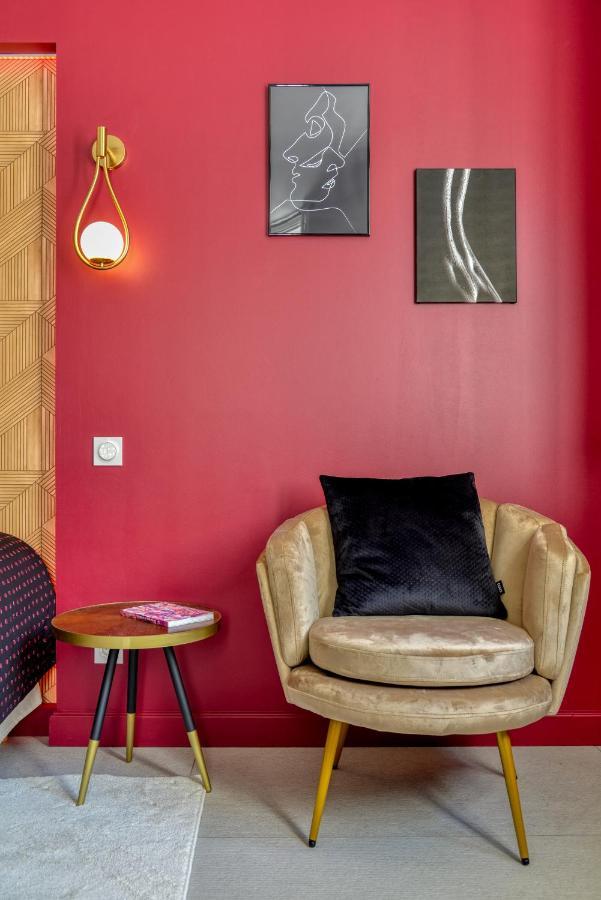Les De Laure - O Lit Divin, Instant De Volupte, Balneo Sauna, Climatisation, Netflix, 160m De La Cite Medievale