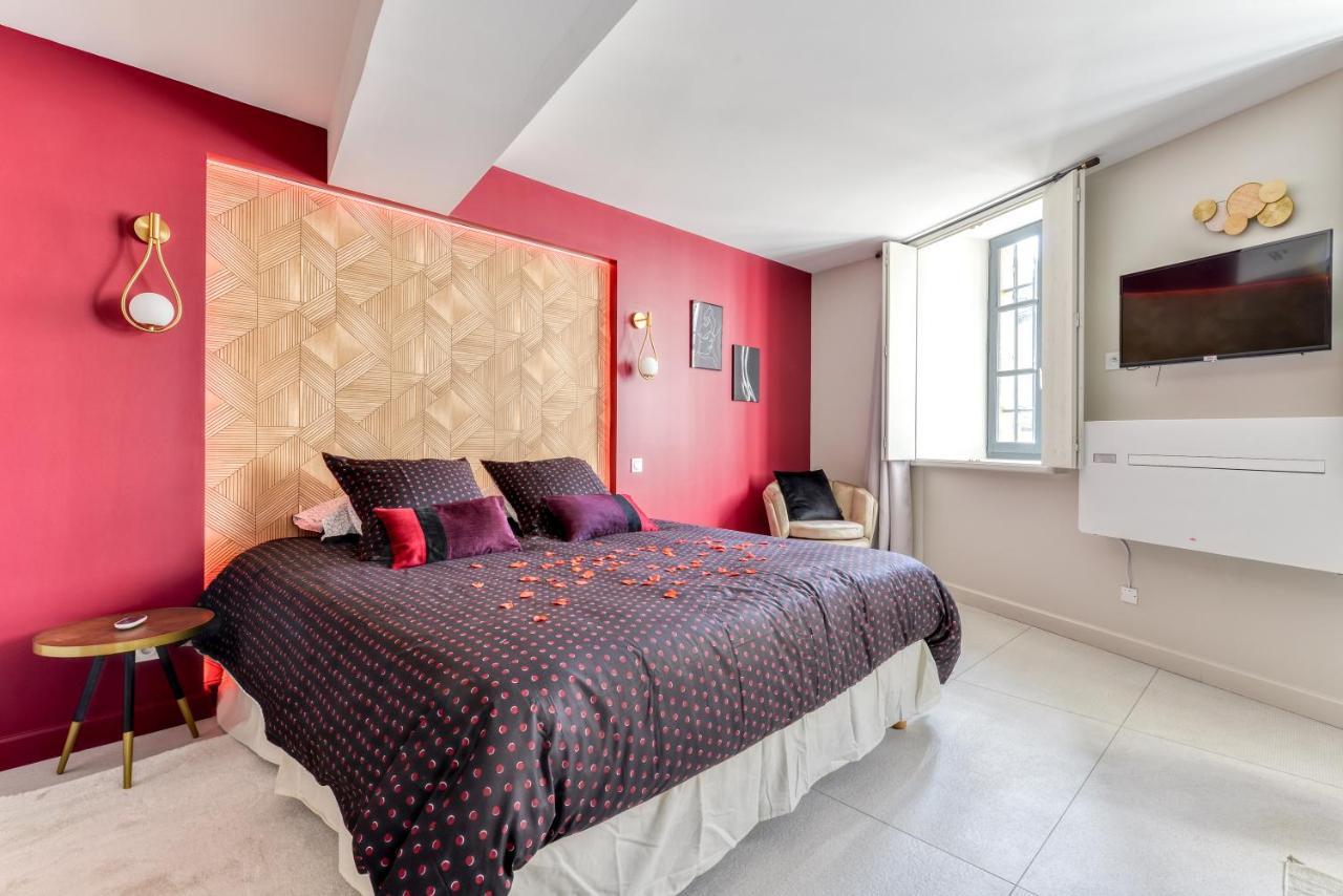Les De Laure - O Lit Divin, Instant De Volupte, Balneo Sauna, Climatisation, Netflix, 160m De La Cite Medievale Apartment *