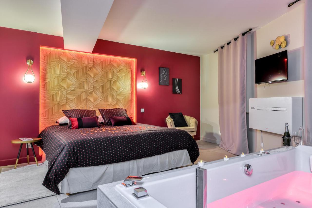 Apartment Les De Laure - O Lit Divin, Instant De Volupte, Balneo Sauna, Climatisation, Netflix, 160m De La Cite Medievale Carcassonne